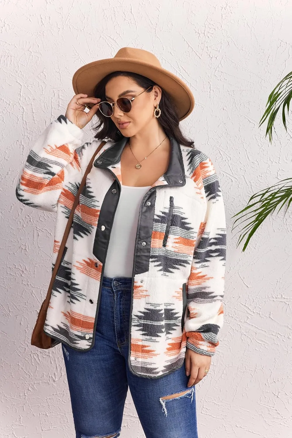IN'VOLAND Plus Size Womens Fleece Jacket Western Aztec Print Long Sleeve Snap Button Down Shacket with Pockets